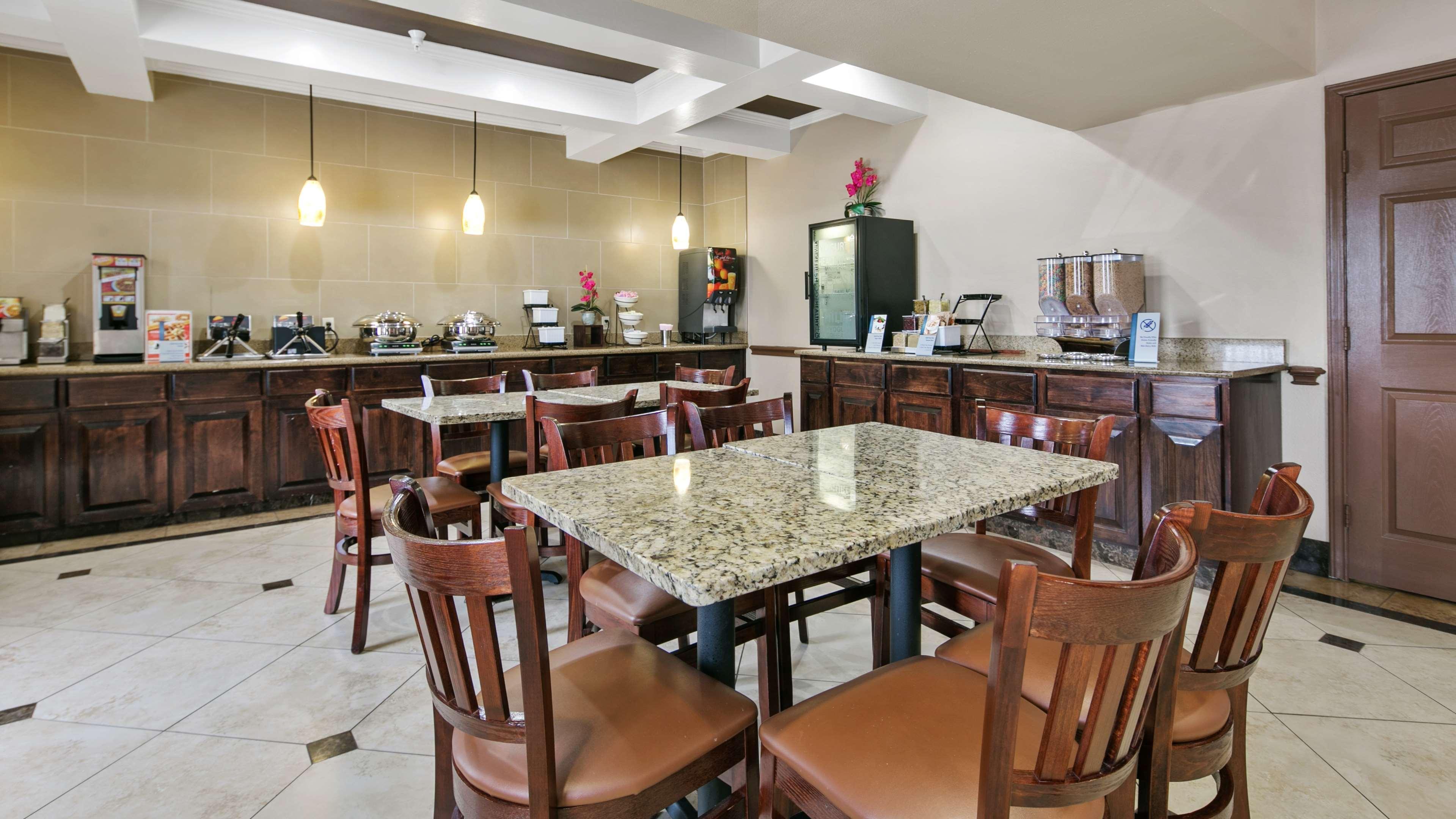 Best Western Plus Georgetown Inn & Suites Exterior photo